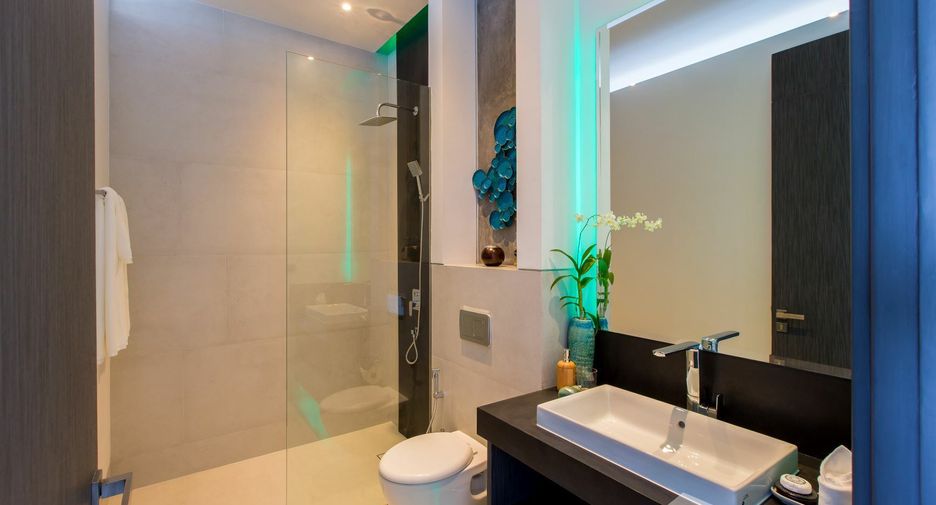 For sale 5 bedrooms villa in Mueang Phuket, Phuket