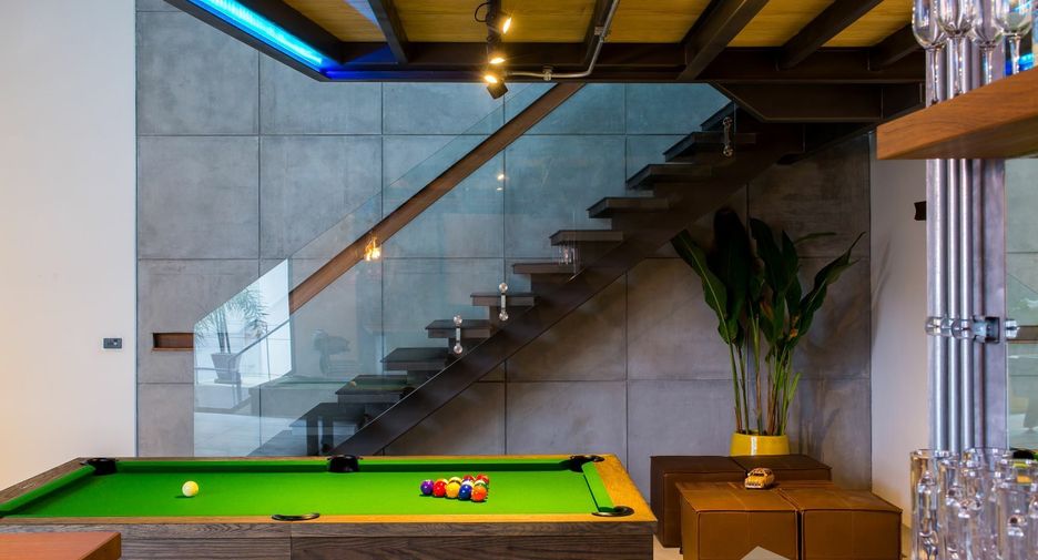 For sale 5 bedrooms villa in Mueang Phuket, Phuket