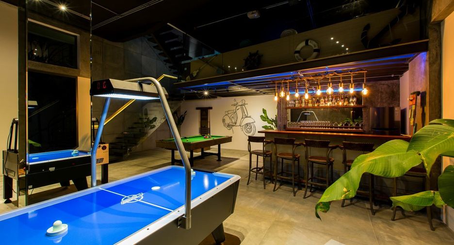 For sale 5 bedrooms villa in Mueang Phuket, Phuket