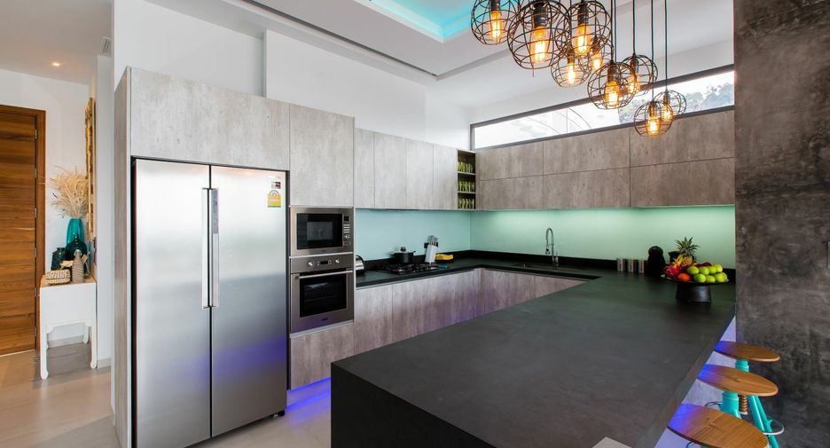 For sale 5 bedrooms villa in Mueang Phuket, Phuket