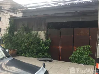 À vendre terrain à Si Racha, Chonburi