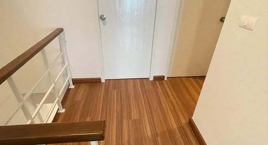 For rent 3 bedrooms townhouse in Thalang, Phuket