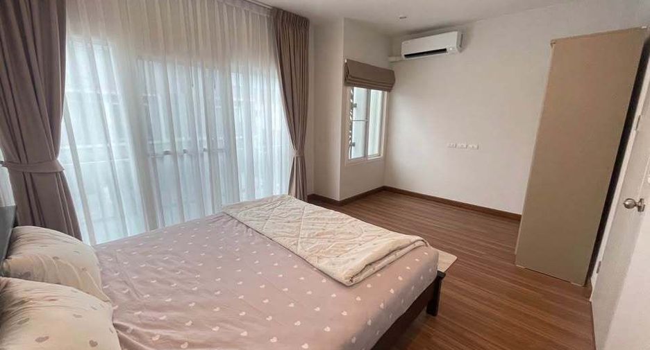 For rent 3 bedrooms townhouse in Thalang, Phuket