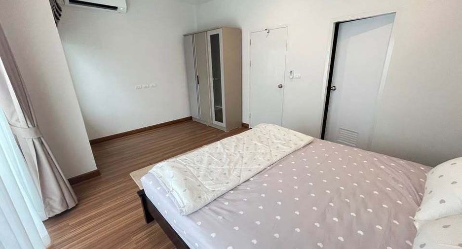 For rent 3 bedrooms townhouse in Thalang, Phuket