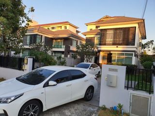 Продажа 4 спальни дом в Кхлонг Сам Ща, Бангкок