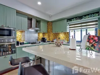 For sale 5 bedrooms house in Ban Bueng, Chonburi
