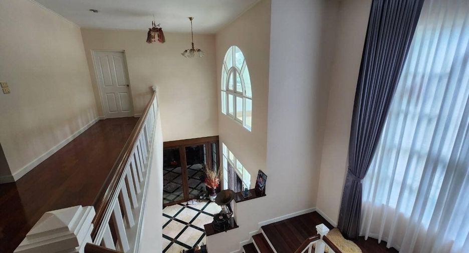 For sale 5 bedrooms house in Bang Khae, Bangkok