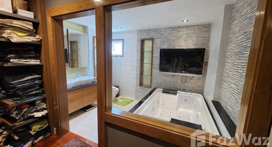 For sale 5 bedrooms house in Bang Khae, Bangkok
