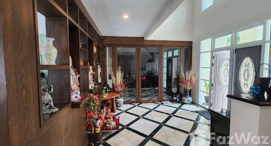 For sale 5 bedrooms house in Bang Khae, Bangkok