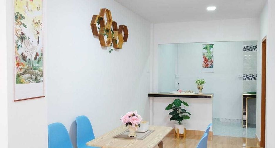 For sale 2 bedrooms townhouse in Khlong Sam Wa, Bangkok