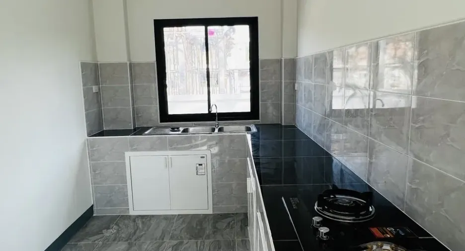 For sale 3 bedrooms house in Mueang Yasothon, Yasothon