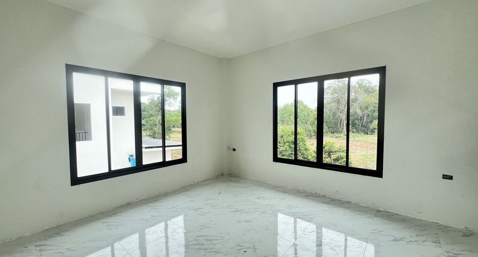 For sale 3 bedrooms house in Mueang Yasothon, Yasothon
