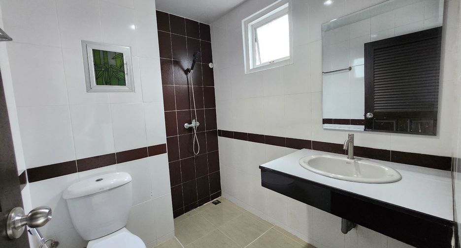 For sale 17 bedrooms retail Space in Kathu, Phuket