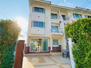 For Rent 2 Bedroom Townhouse In Mueang Phuket
