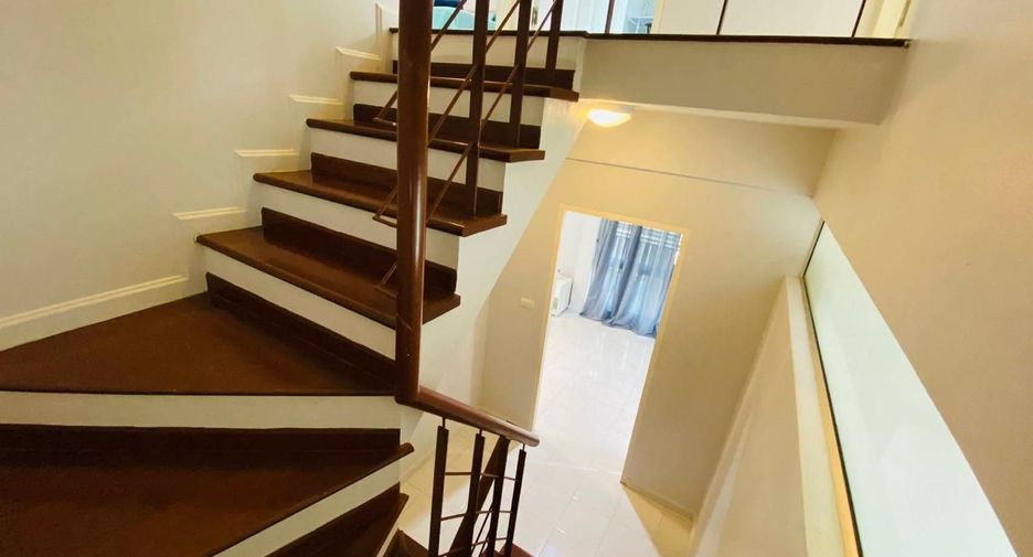 For rent 2 bedrooms townhouse in Mueang Phuket, Phuket