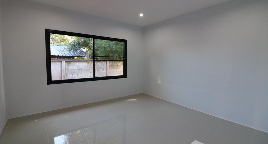 For sale 4 bedrooms house in Mueang Udon Thani, Udon Thani