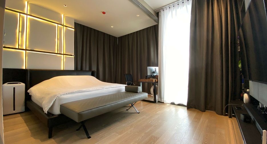 For sale studio condo in Bang Rak, Bangkok