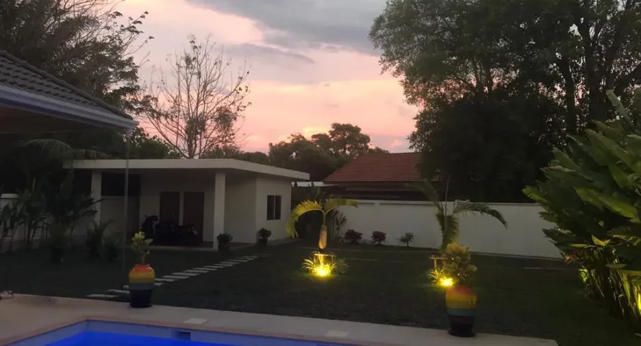 For rent 4 bedrooms villa in Mueang Phuket, Phuket
