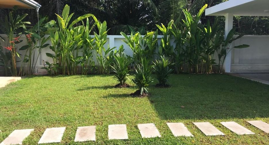For rent 4 bedrooms villa in Mueang Phuket, Phuket
