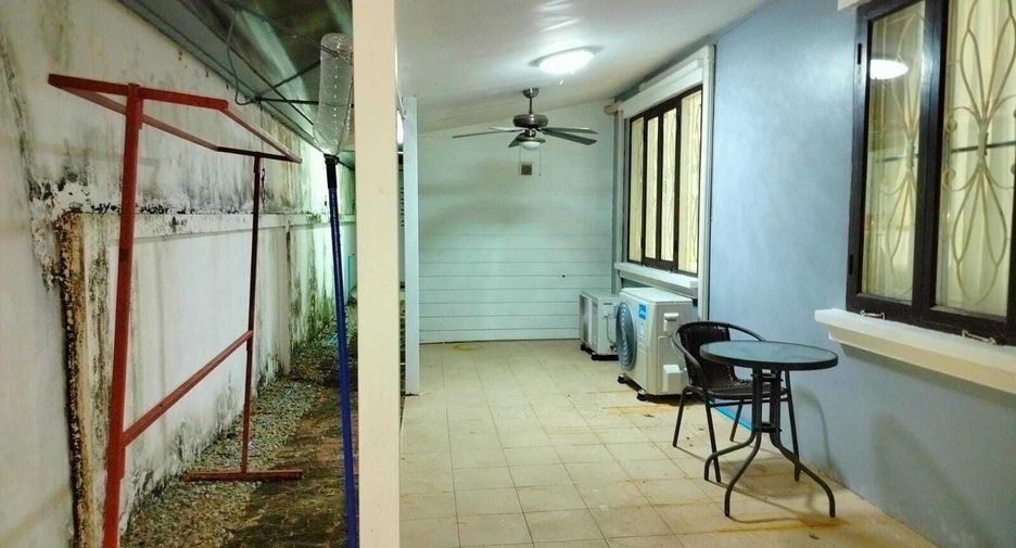 For sale 2 bedrooms house in Mueang Phuket, Phuket