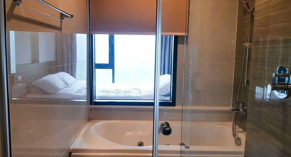 For sale 1 bed condo in Si Racha, Chonburi