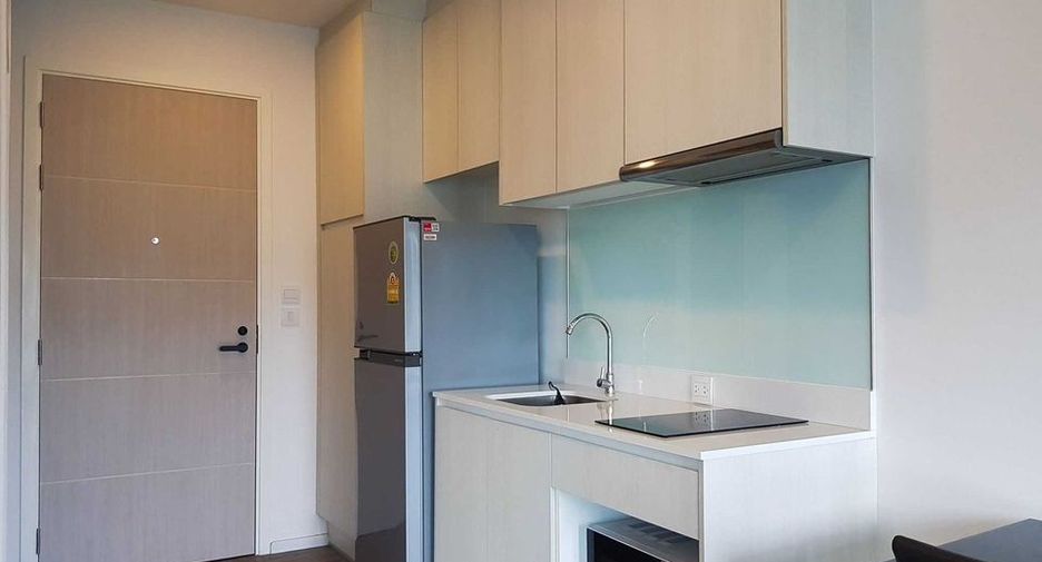 For sale 1 bed condo in Si Racha, Chonburi