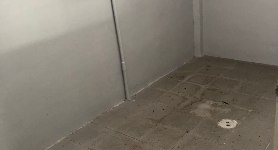 Casa adosada en alquiler de 2 habitaciones en Mueang Chon Buri, Chonburi