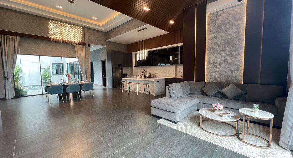 For sale 3 bedrooms house in Bang Lamung, Chonburi