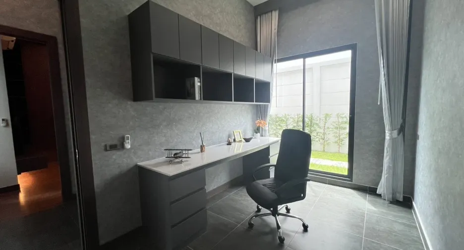 For sale 3 bedrooms house in Bang Lamung, Chonburi