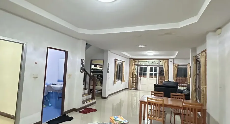 For rent 3 bedrooms house in Mueang Phuket, Phuket