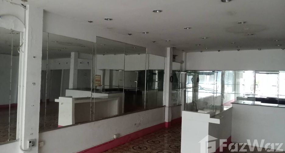 For rent 2 bedrooms retail Space in Mueang Surat Thani, Surat Thani