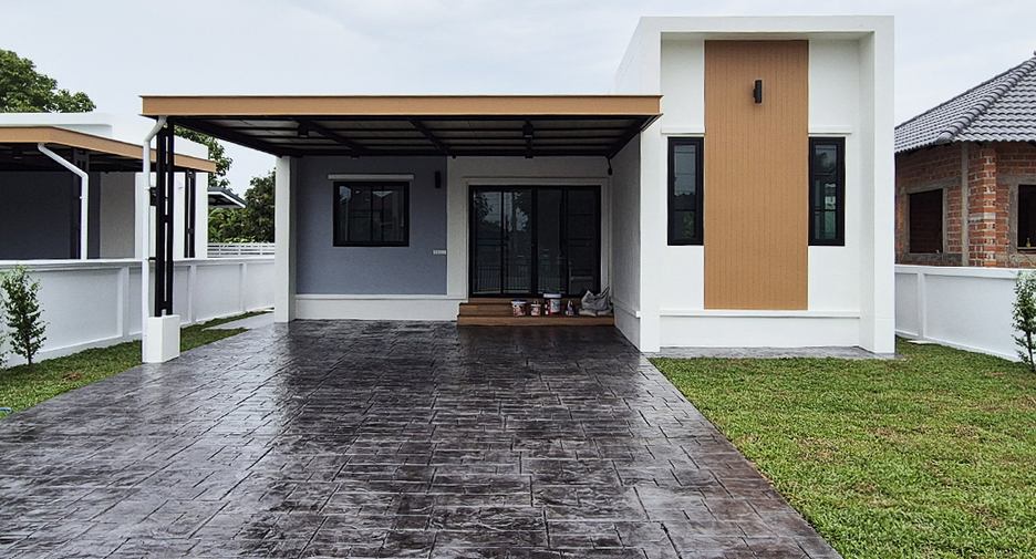 For sale 3 bedrooms house in Mueang Lampang, Lampang