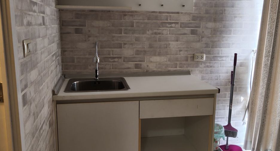 For sale and for rent studio condo in Khlong Luang, Pathum Thani