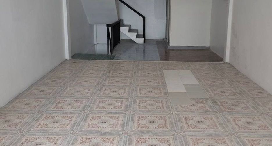 For rent and for sale retail Space in Bang Na, Bangkok