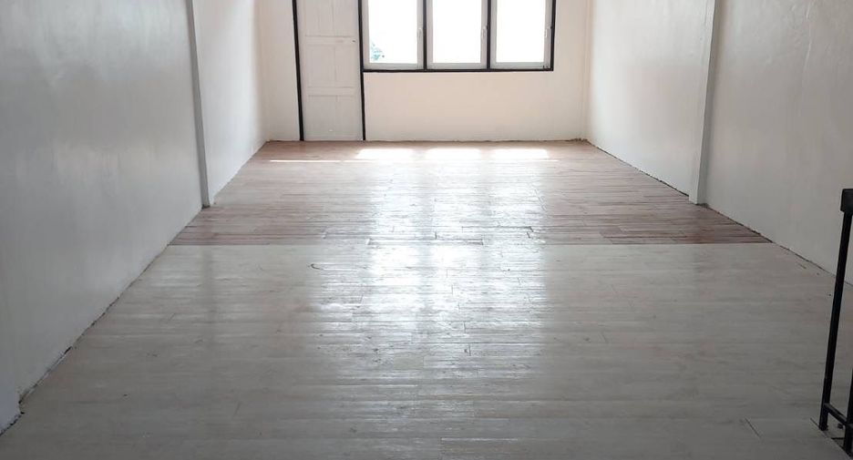 For rent and for sale retail Space in Bang Na, Bangkok
