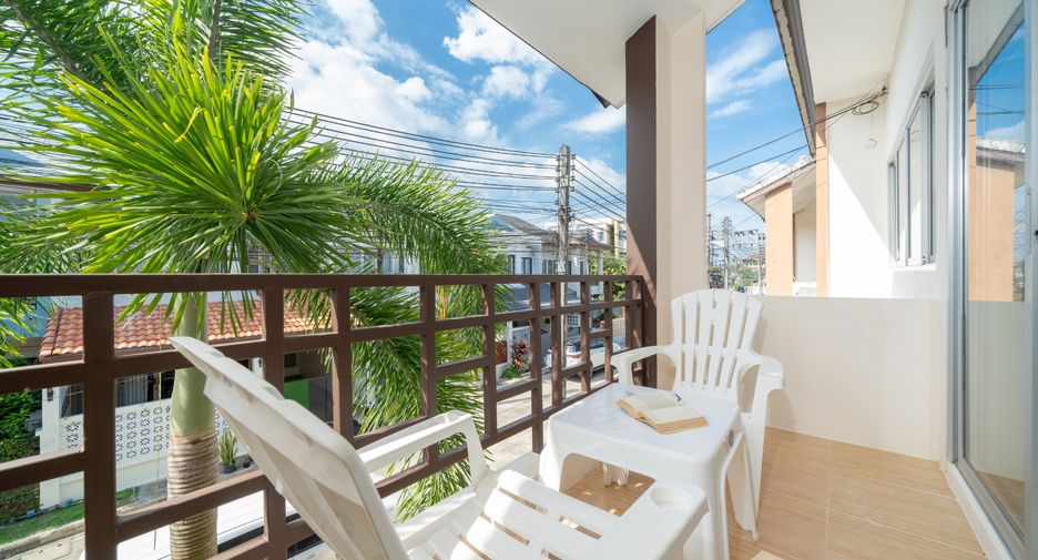 For sale 3 bedrooms townhouse in Thalang, Phuket