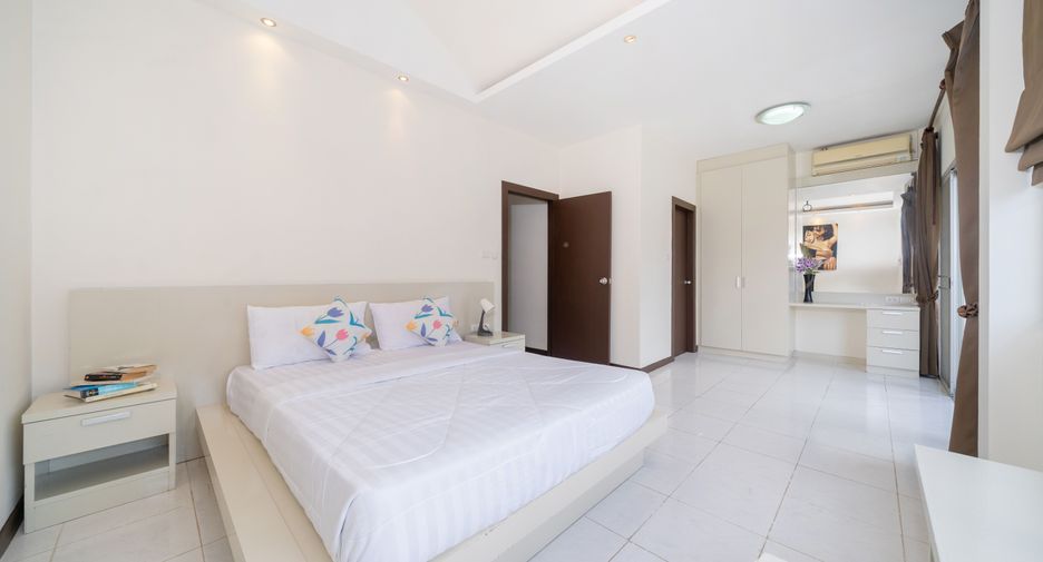 For sale 3 bedrooms townhouse in Thalang, Phuket