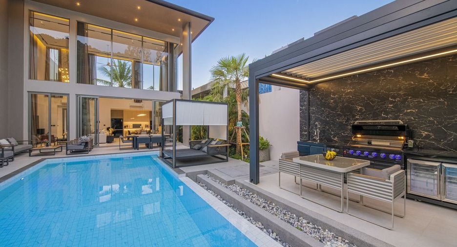 For sale 3 bedrooms villa in Thalang, Phuket