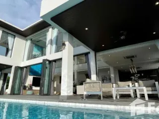 For sale and for rent 6 bedrooms villa in Thalang, Phuket