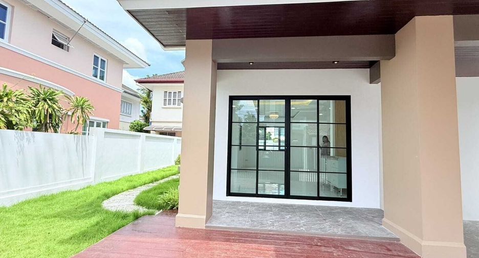 For sale 3 bedrooms house in Mueang Phuket, Phuket