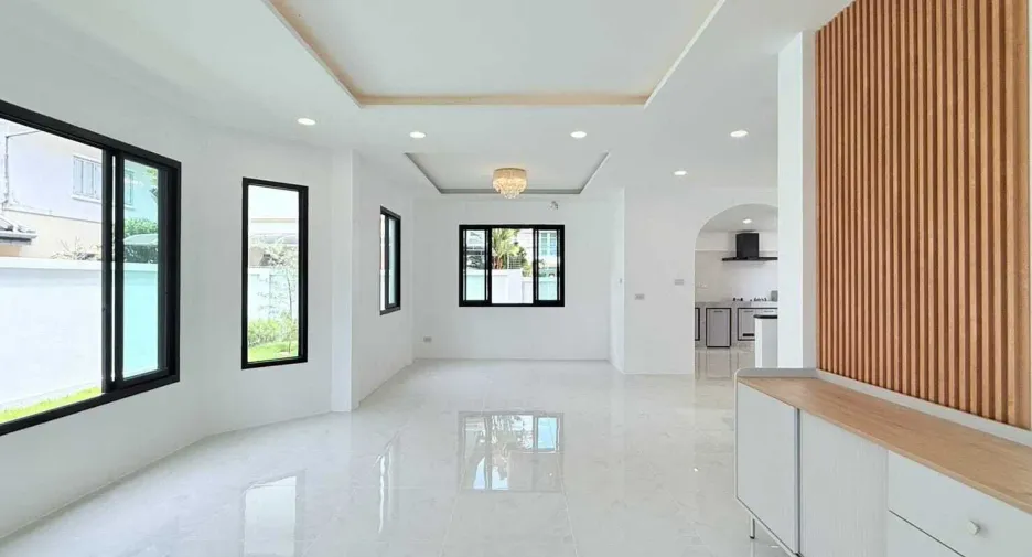 For sale 3 bedrooms house in Mueang Phuket, Phuket