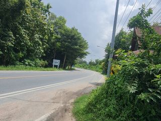 À vendre terrain à Si Racha, Chonburi