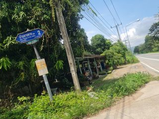 À vendre terrain à Si Racha, Chonburi