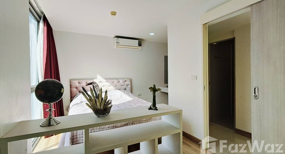 Condo en venta y en alquiler de 3 habitaciones en Watthana, Bangkok