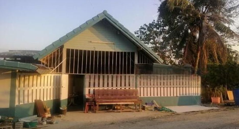 À louer 5 chambres maison à Bang Len, Nakhon Pathom