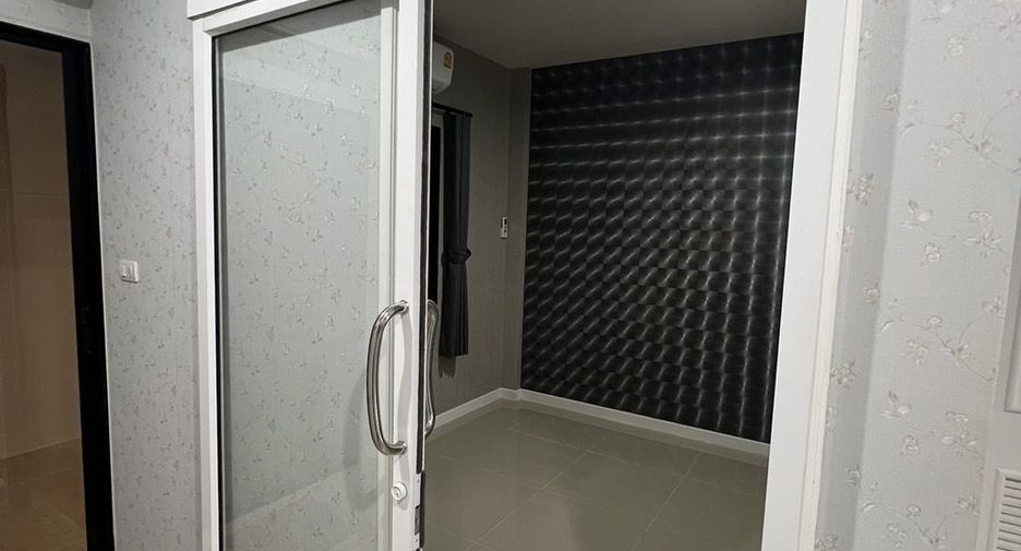 For sale 3 bedrooms house in Prawet, Bangkok