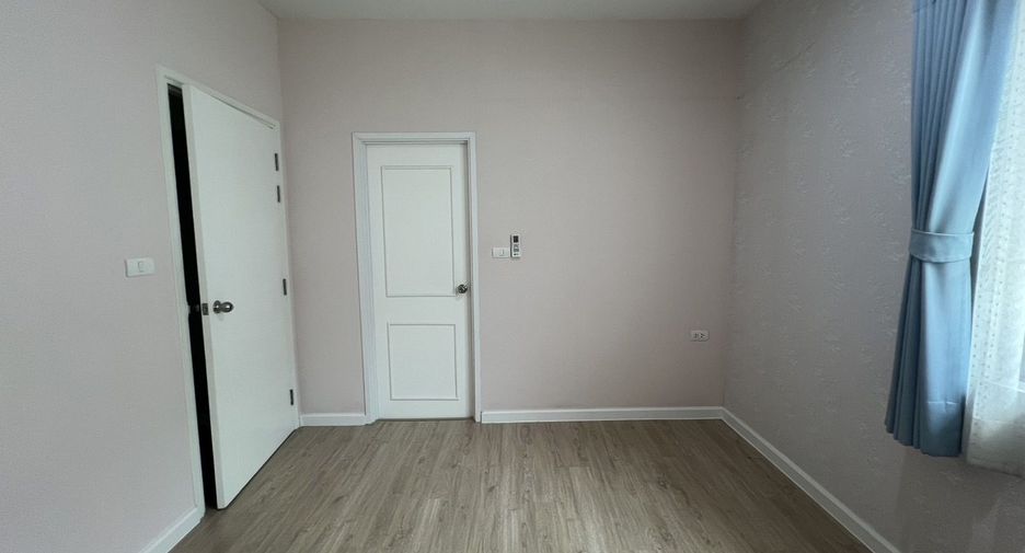 For sale 3 bedrooms house in Prawet, Bangkok