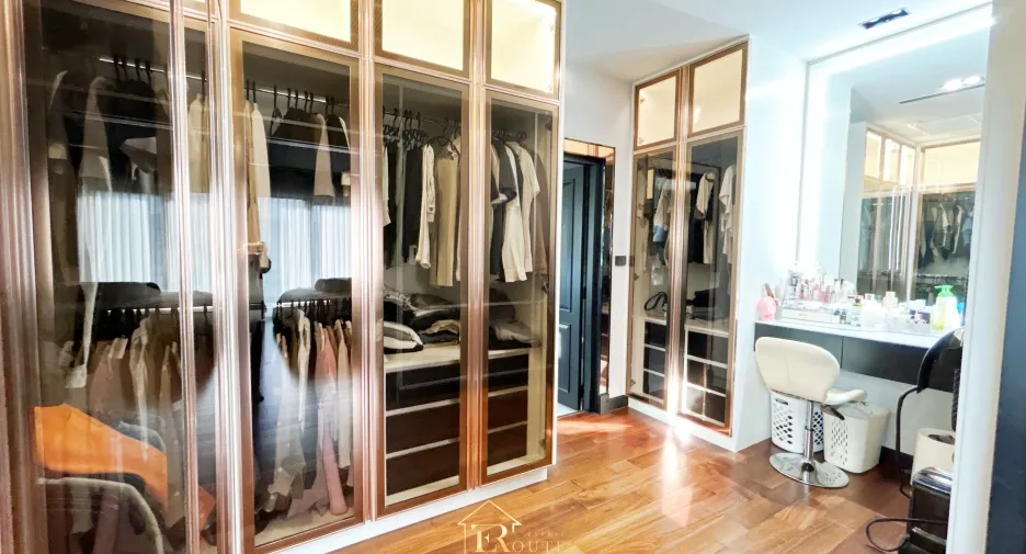 Casa en venta de 4 habitaciones en Mueang Pathum Thani, Pathum Thani