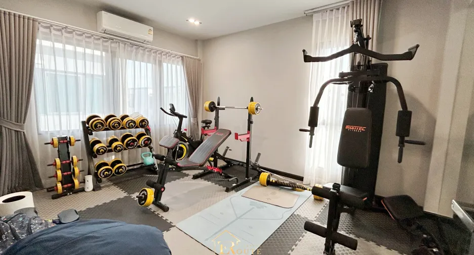 Casa en venta de 4 habitaciones en Mueang Pathum Thani, Pathum Thani