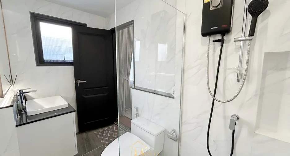 Casa en venta de 4 habitaciones en Mueang Pathum Thani, Pathum Thani